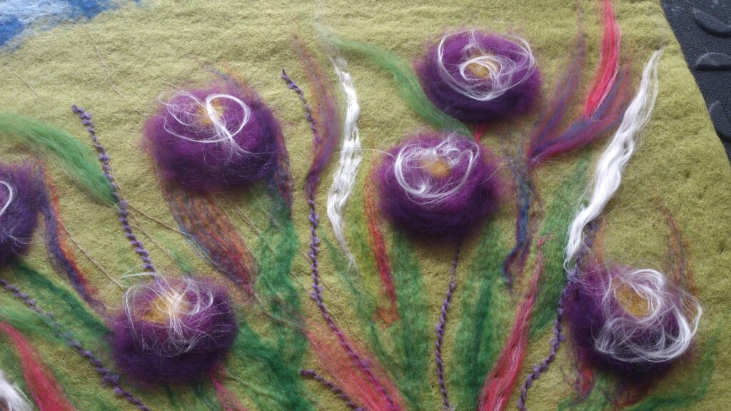 088 Vilditud lillemotiiv